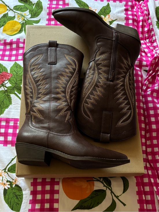 Dirty Laundry Shoes - Dirty Laundry Brown Cowboy Boots